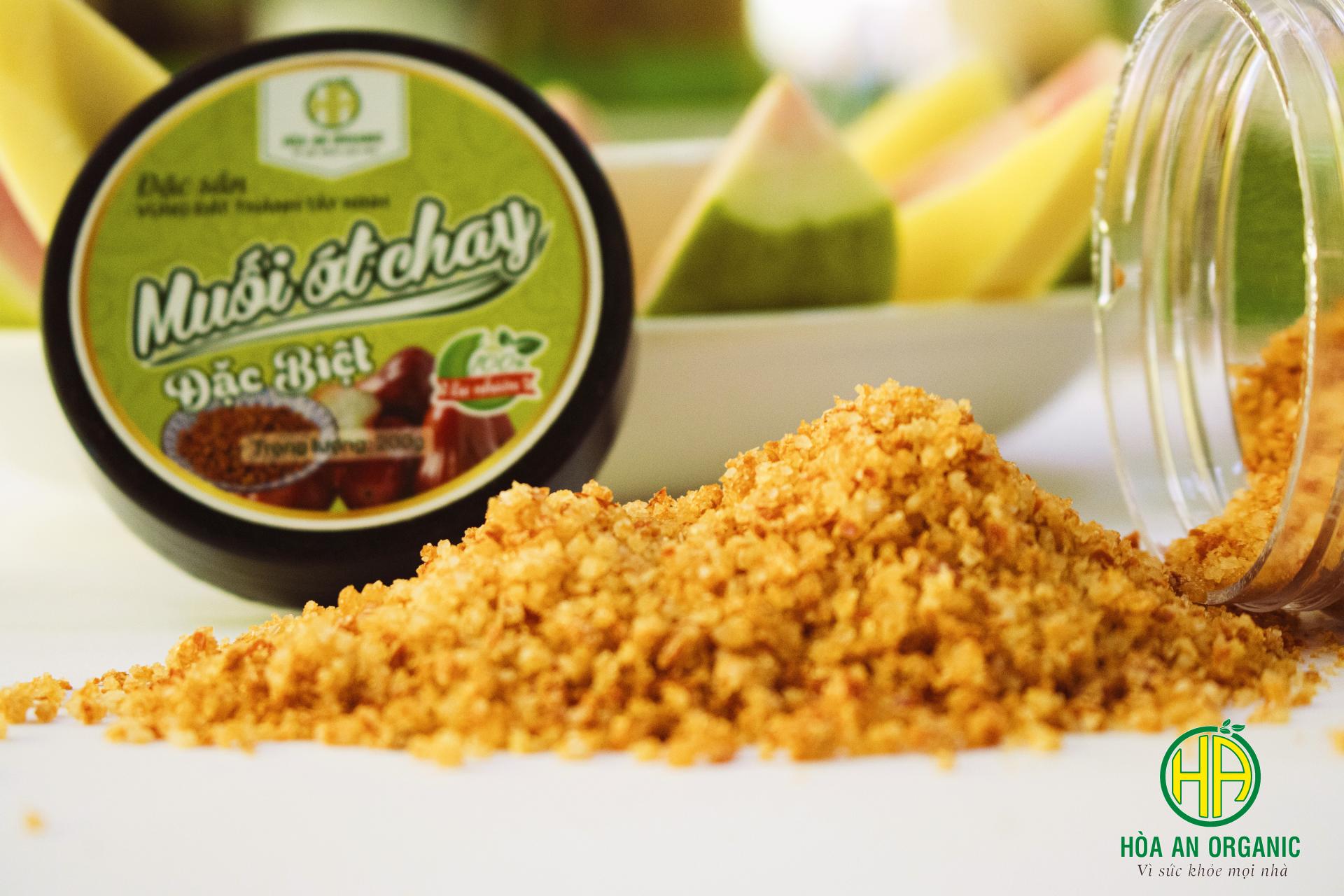 Muối tôm đặc biệt và muối ớt chay đặc biệt thương hiệu Hoà An Organic