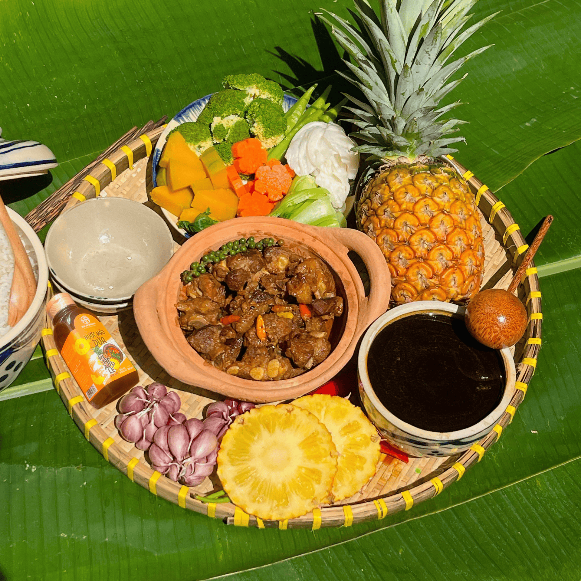 Nước màu dứa (thơm) Hòa An Organic 350g